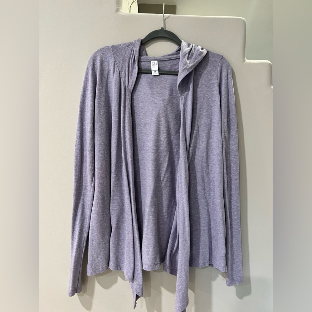 Alternative hooded sweater